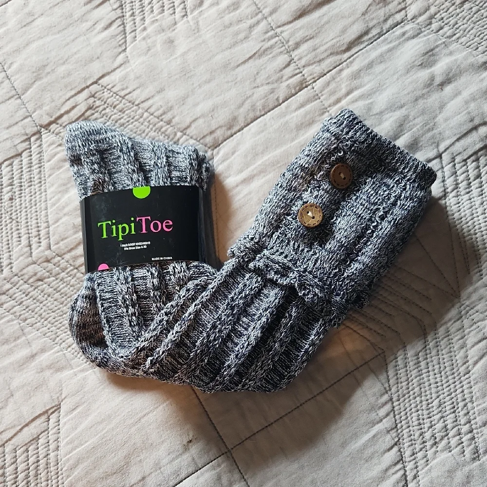 Boot Kneehigh Socks With Button Accents